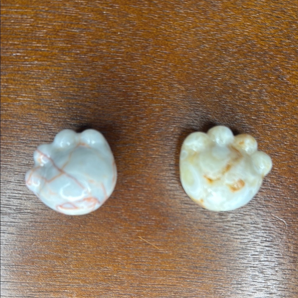 Handcrafted Stone Bear Paws - Picture 2 of 3